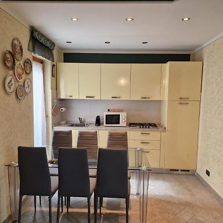 Casa Vittoria Sirmione Punta Gro Con Piscina Διαμέρισμα Εξωτερικό φωτογραφία